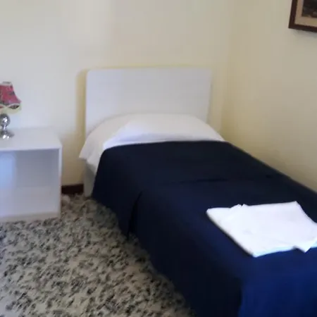 Elias Bed & Breakfast
